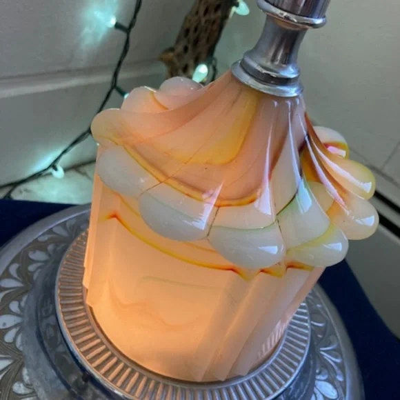 Vintage Smoking Stand with Light-up Base - Picture 3 of 9